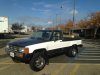 1985-toyota-pickup-4x4-rust-free-rare-two-tone-paint-2.jpg